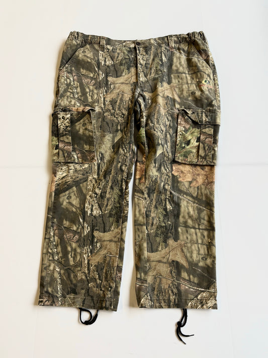Vintage Camo Cargo Pants (XXL)