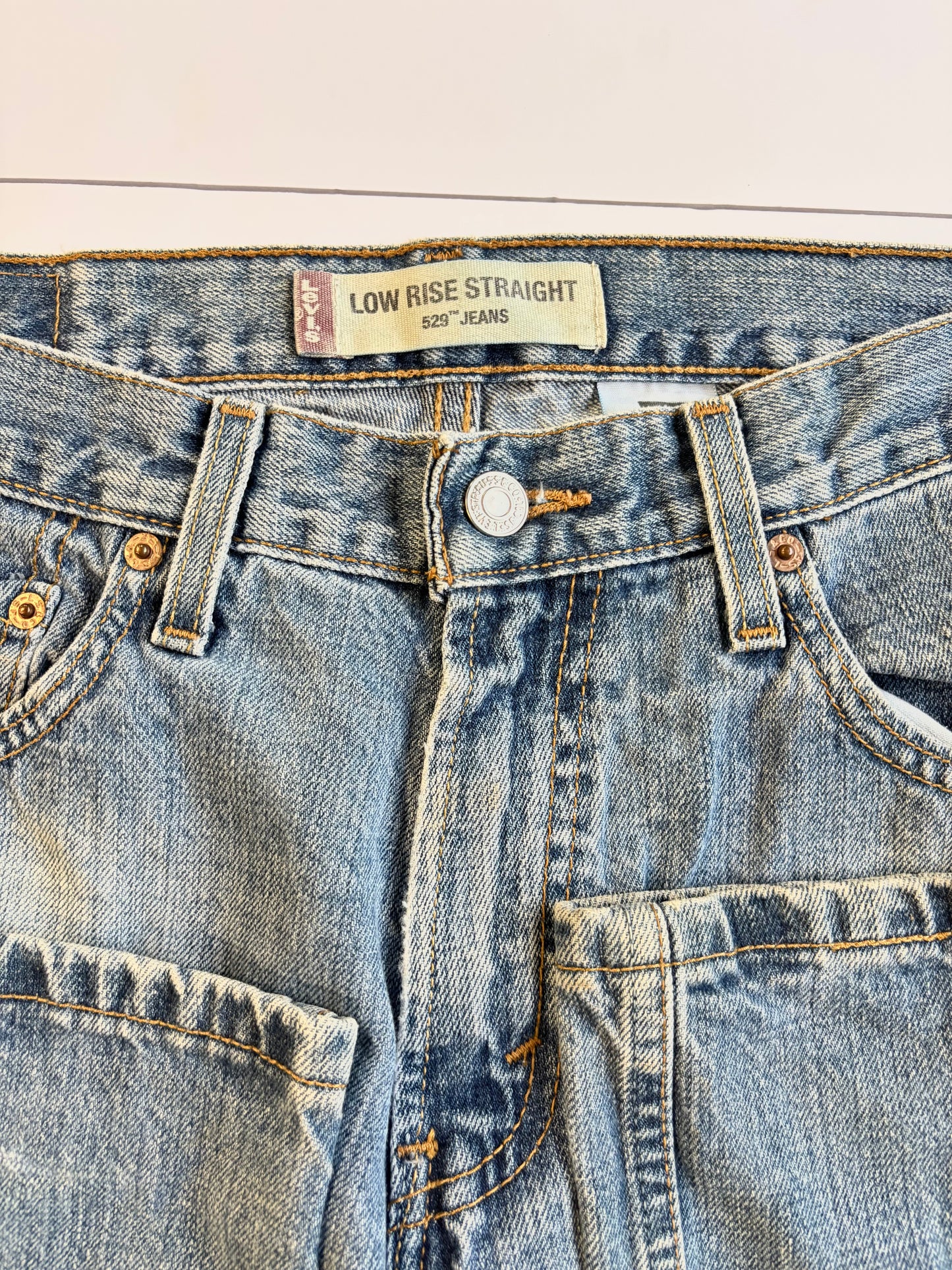 Vintage Levi Low Rise Jeans (32”x30”)