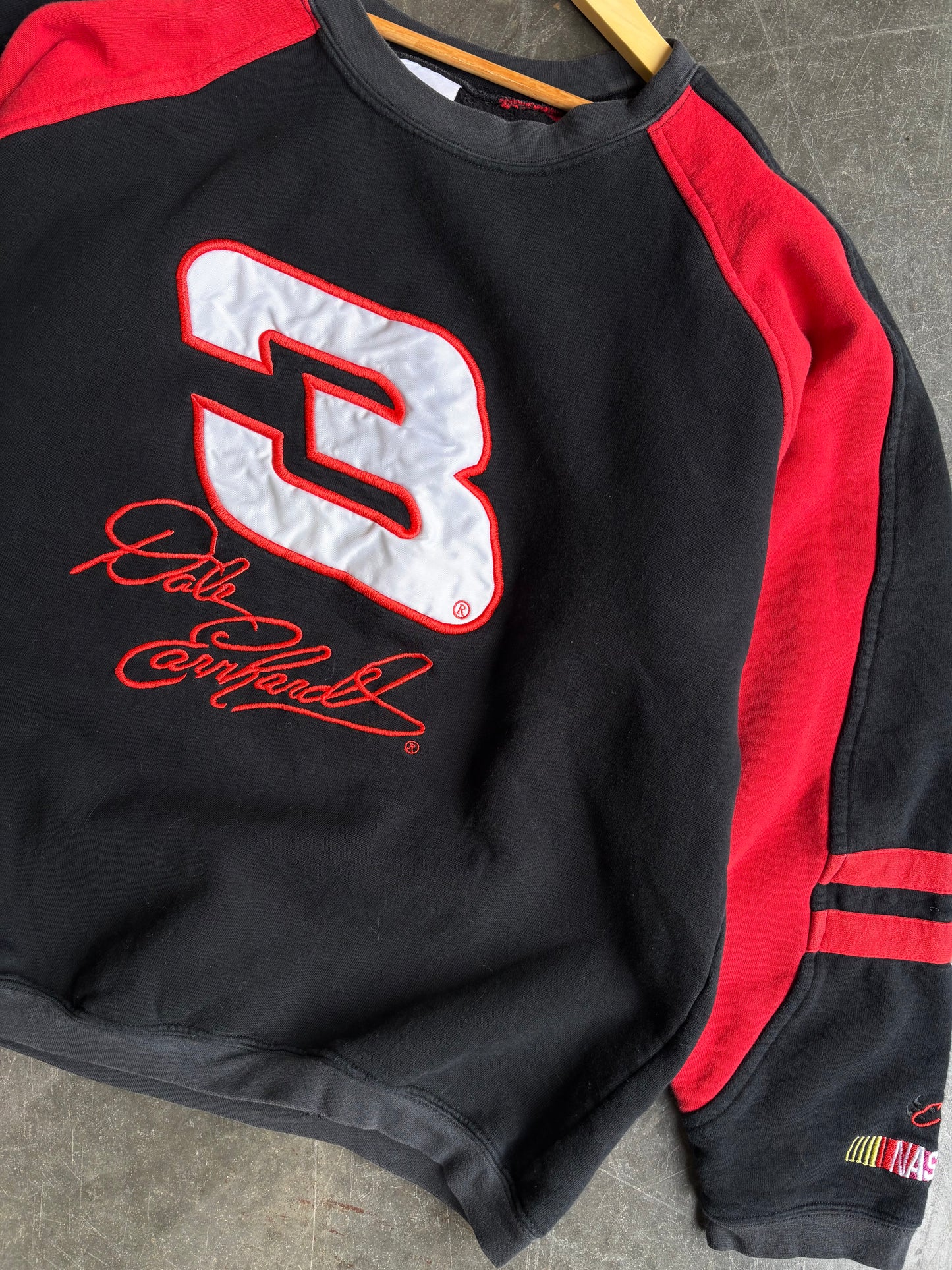 Vintage Nascar Dale Earnhardt Sweatshirt (M)