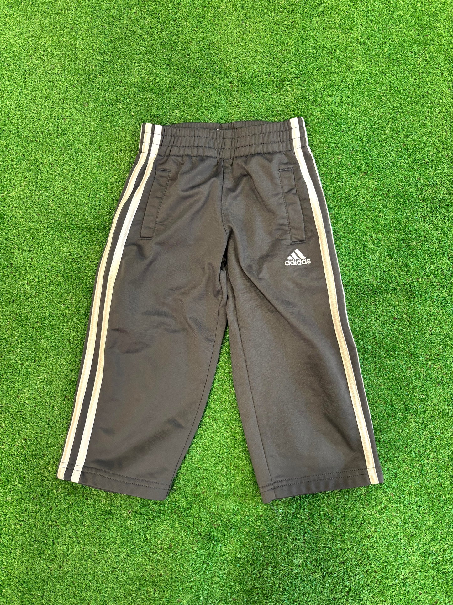 Kids Vintage Adidas Track Pants (3T)