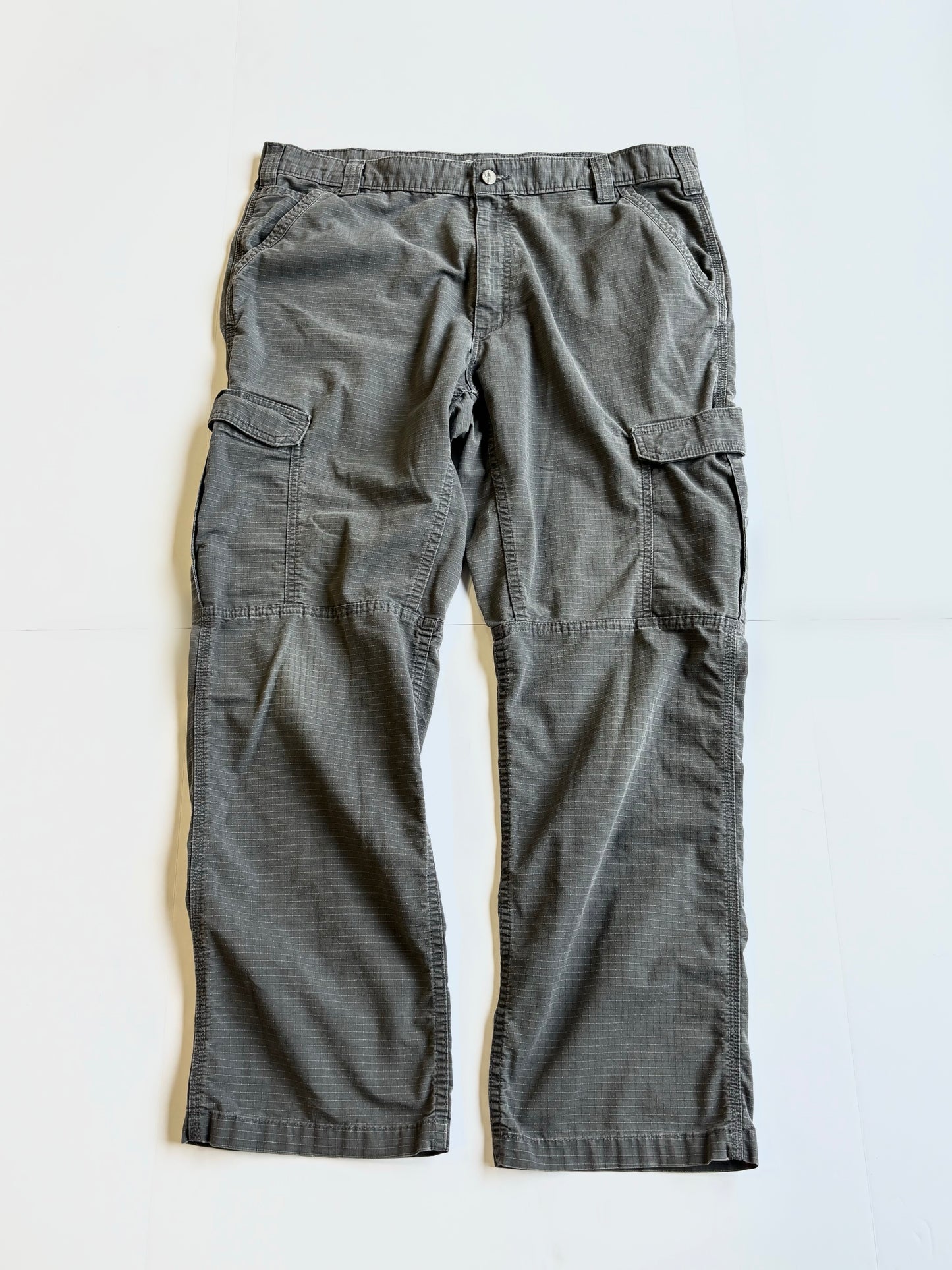 Vintage Carhartt Cargo Pants (38”x30”)