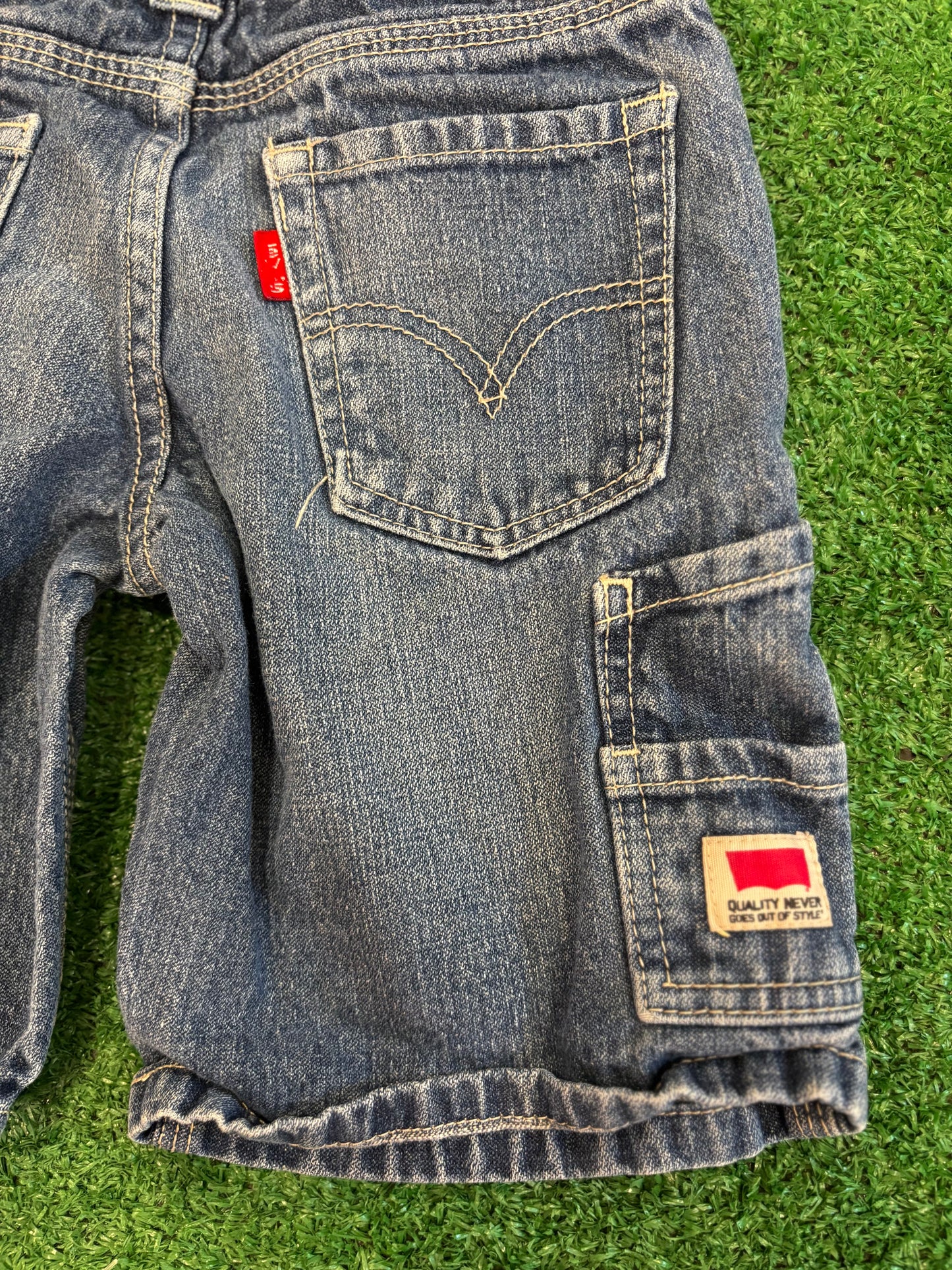 Kids Levi Cargo Denim Shorts (6T)