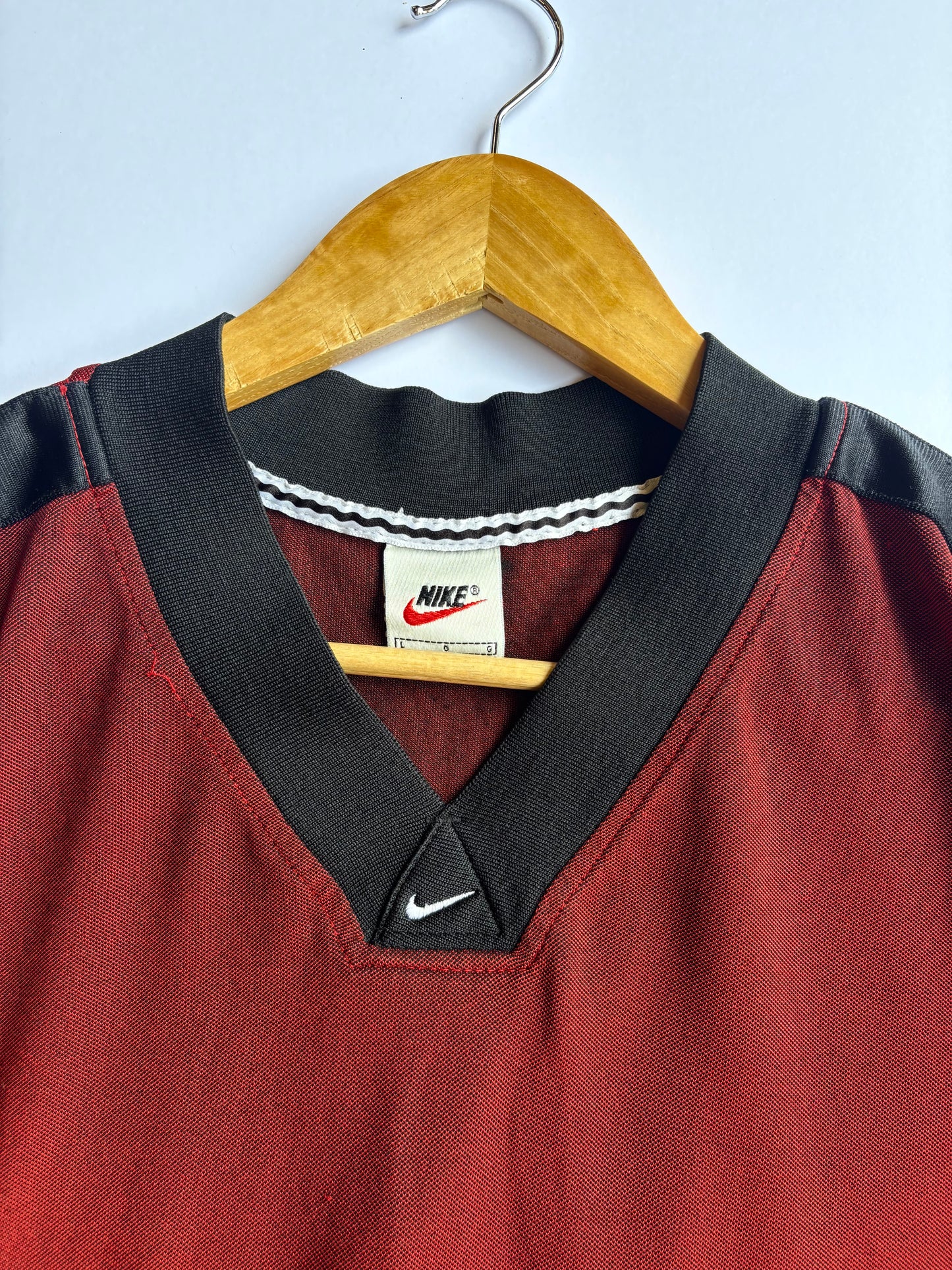 Reworked Vintage Nike Cropped Jersey (L)