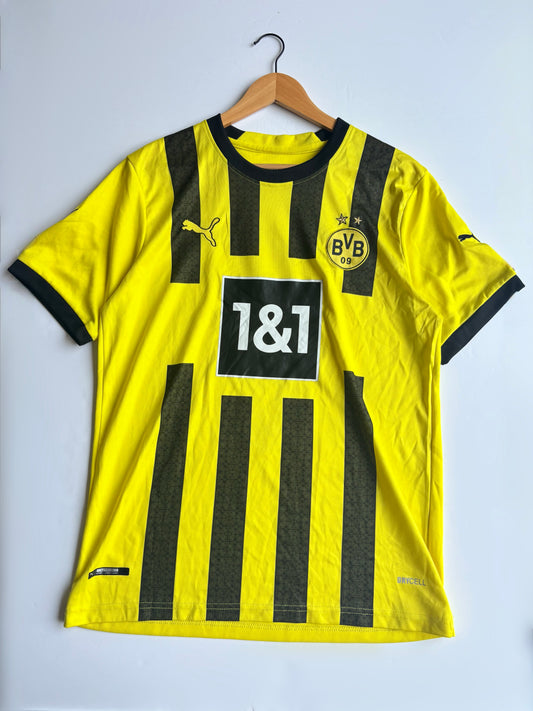Y2K Puma Soccer Jersey (M)