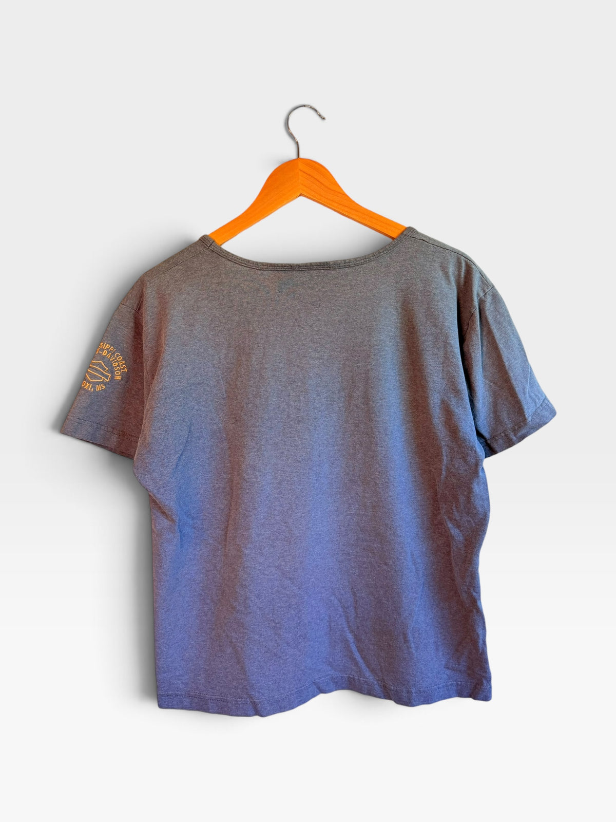 225 Threadz heathered grey Harley-Davidson crewneck t-shirt with sleeve branding hanging on a wooden hanger