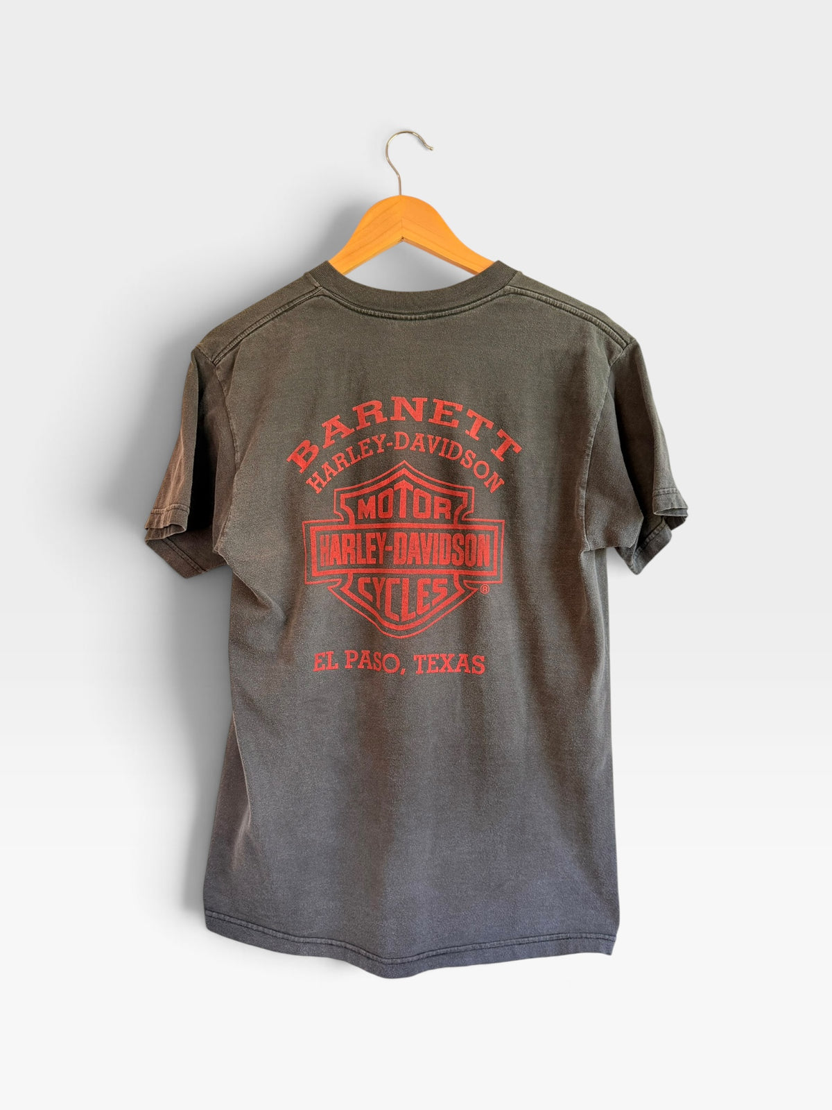225 Threadz charcoal grey vintage Harley-Davidson graphic t-shirt with red Barnett El Paso logo on the back