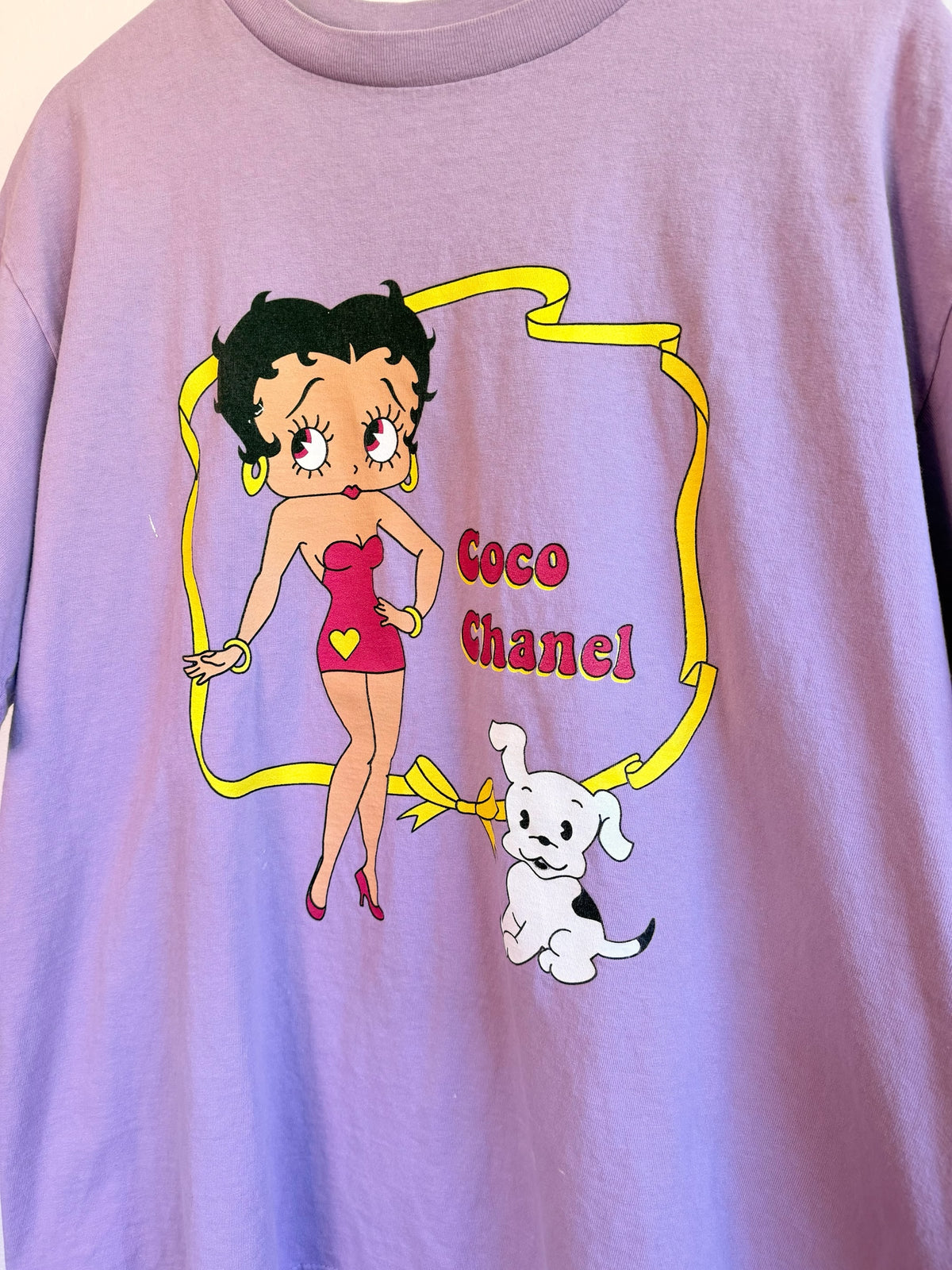 225 Threadz lavender cotton t-shirt featuring a vintage Betty Boop and puppy graphic print with yellow ribbon detail