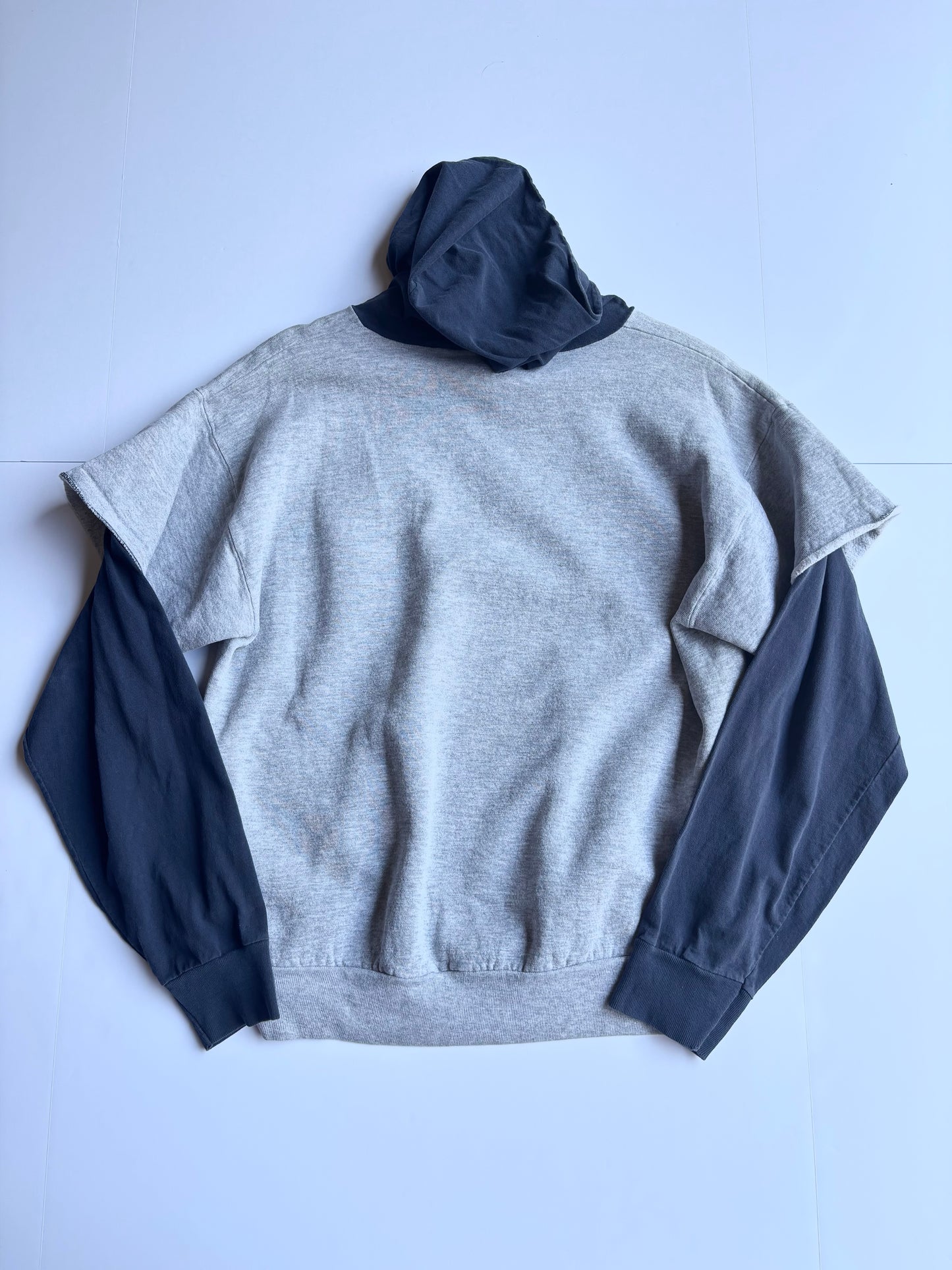 Vintage 90’s Taz Layered Hoodie (M)