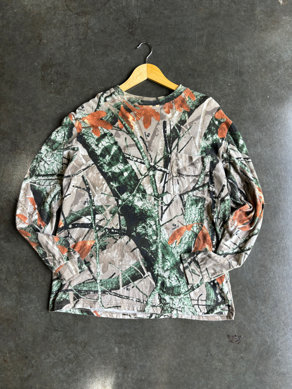 Vintage Camo Long Sleeve Pocket Tee (L)