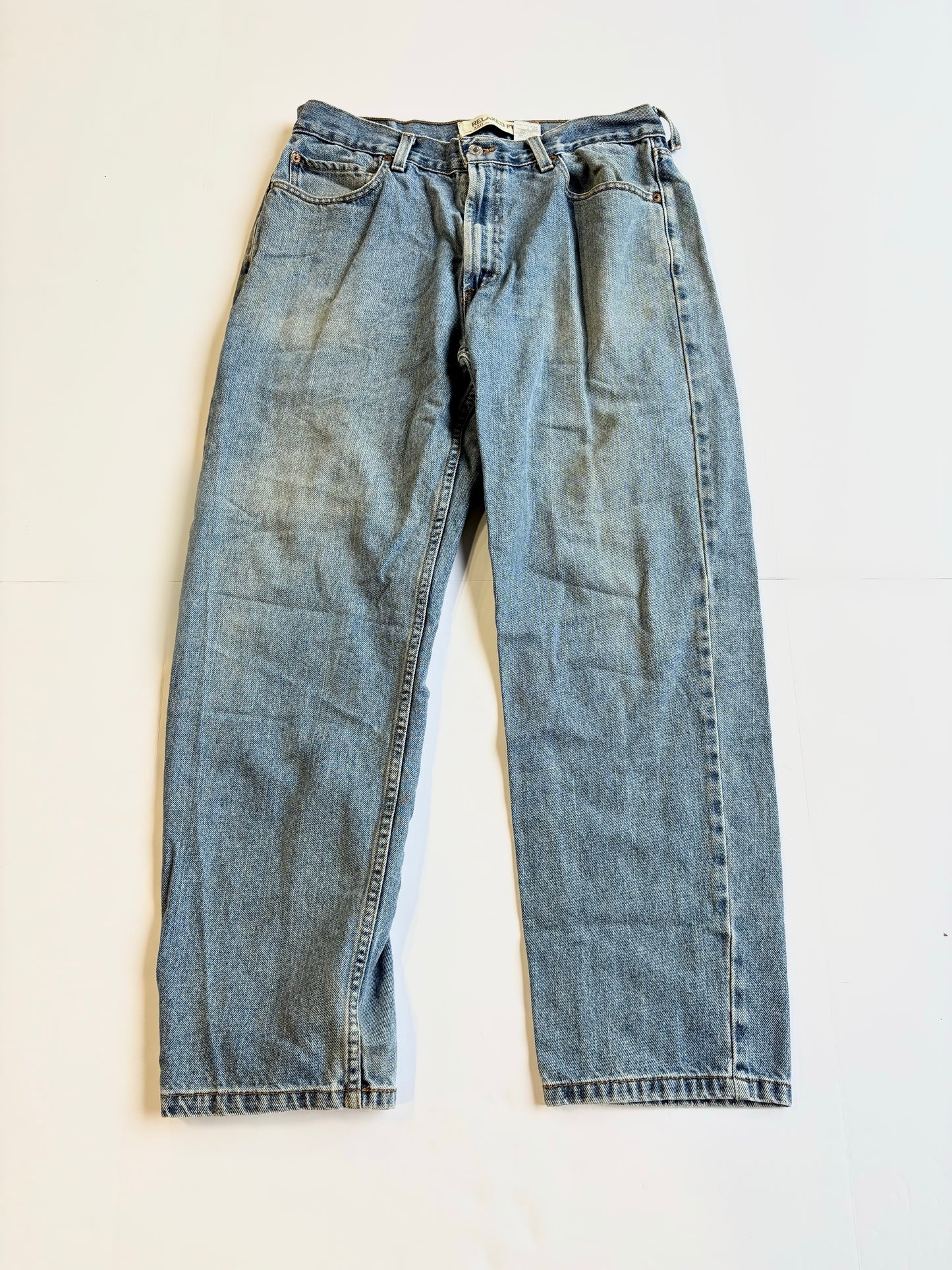 Vintage Levi 550 Jeans (36”x32”)