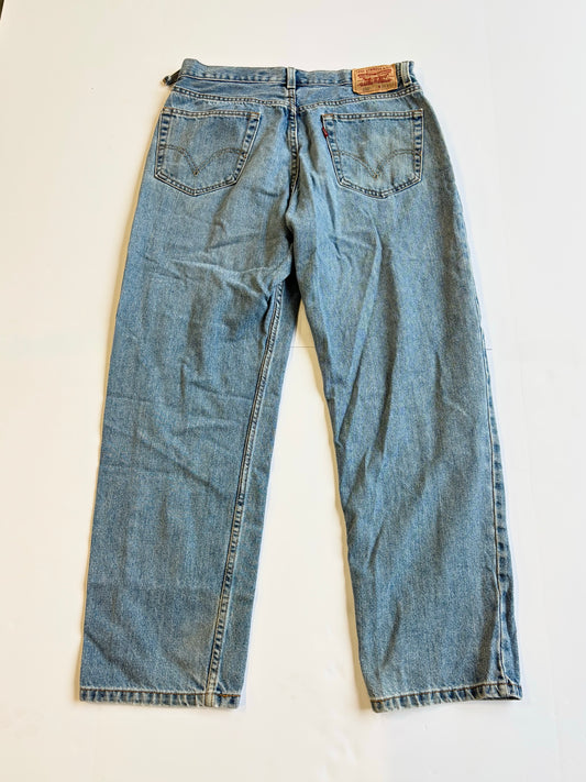 Vintage Levi 550 Jeans (36”x32”)