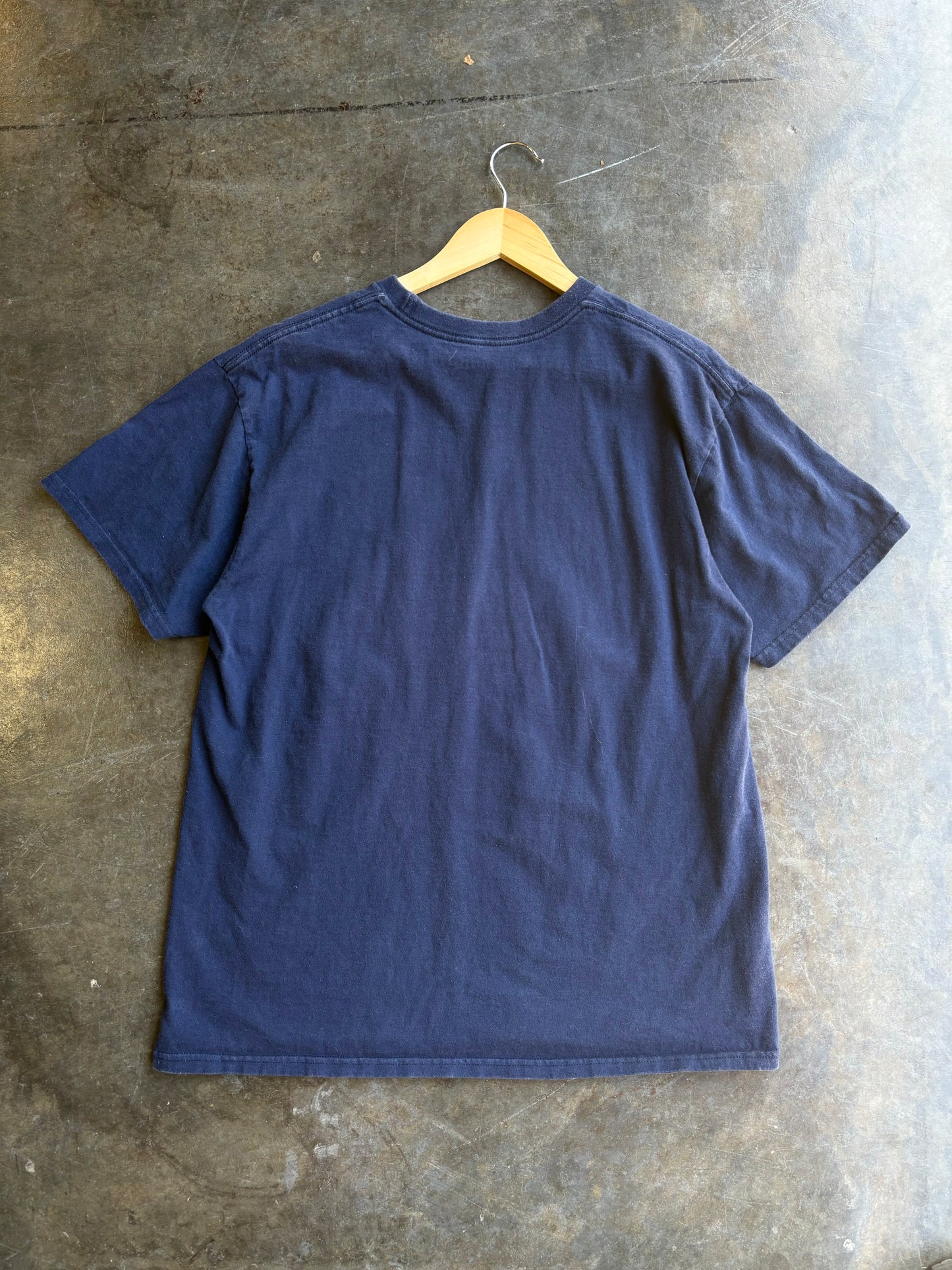 Vintage 00’s Nike Athletics Tee (M)