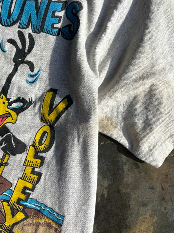 Vintage 90’s Looney Tunes Tee (L)