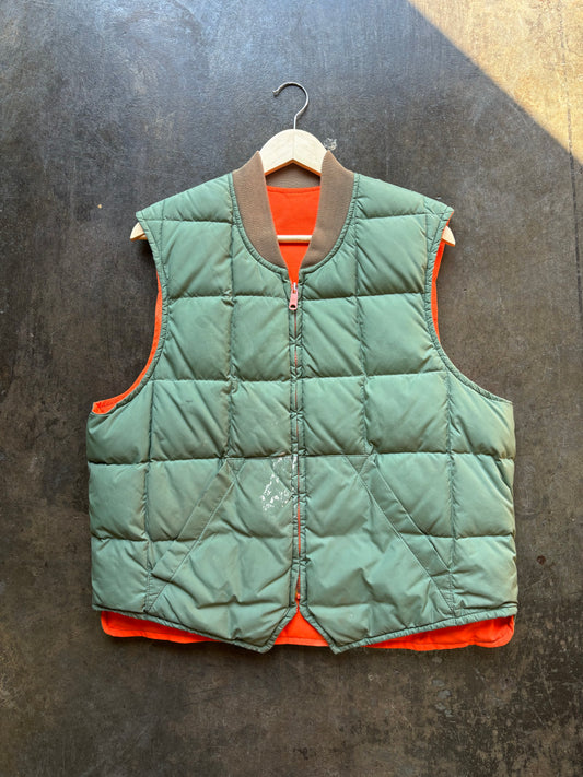 Vintage 90’s Army Green Puffer Vest (L)