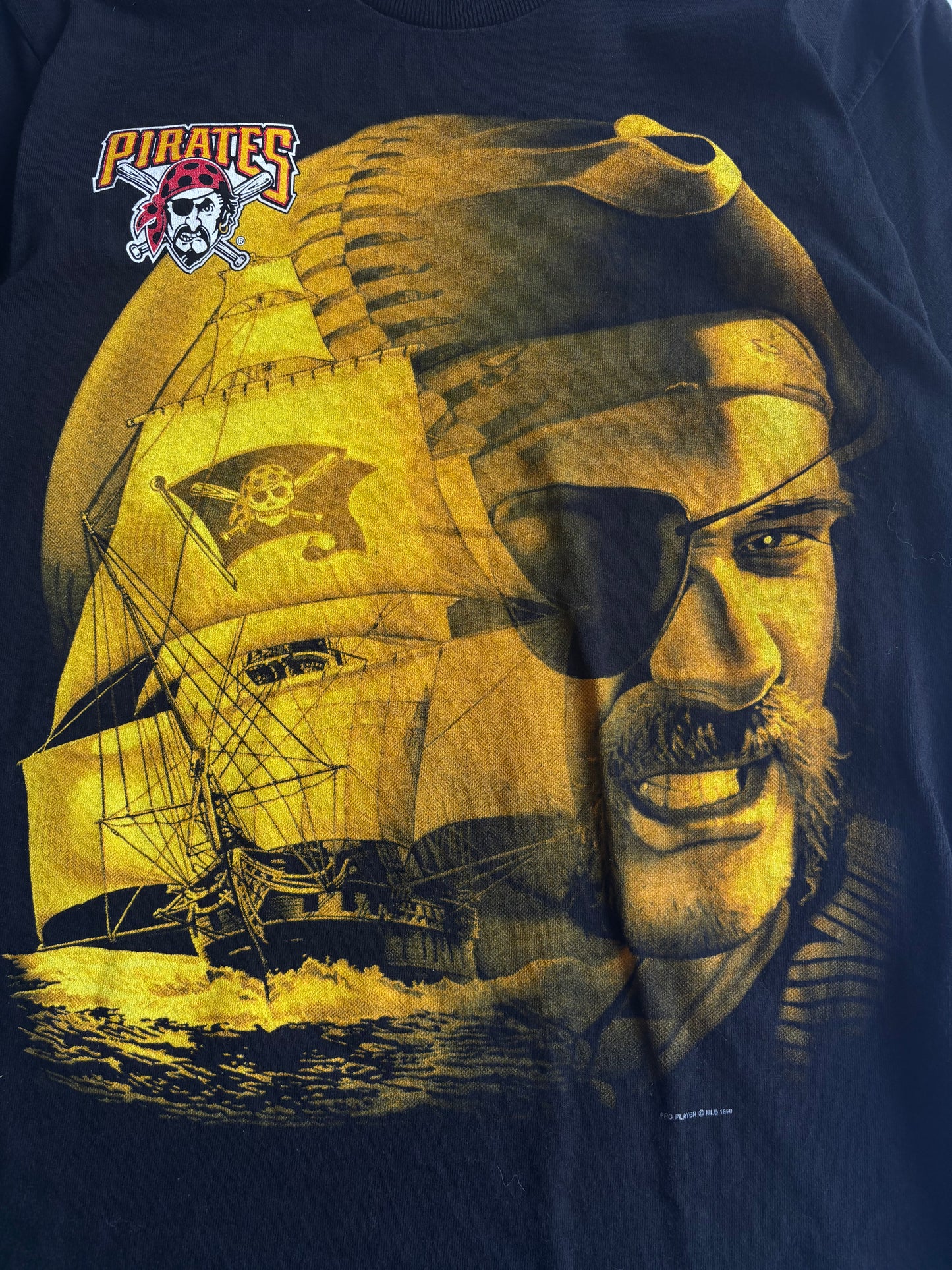 Vintage 1996 Pirates Tee (M)