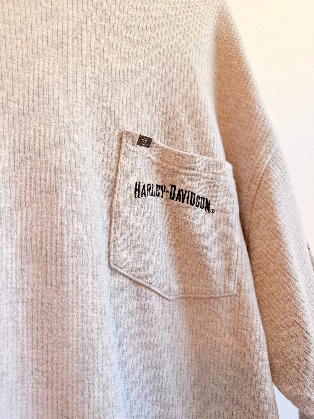 Vintage Harley-Davidson Ribbed Knit Pocket Tee (XL)
