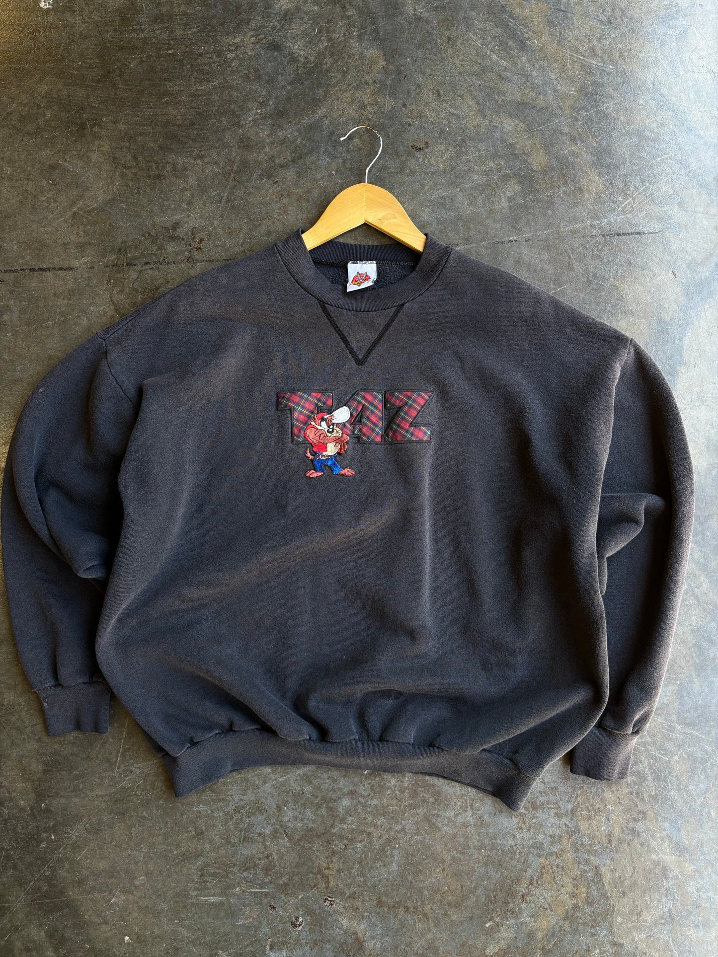 Vintage 1997 Taz Looney Tunes Crewneck (L)