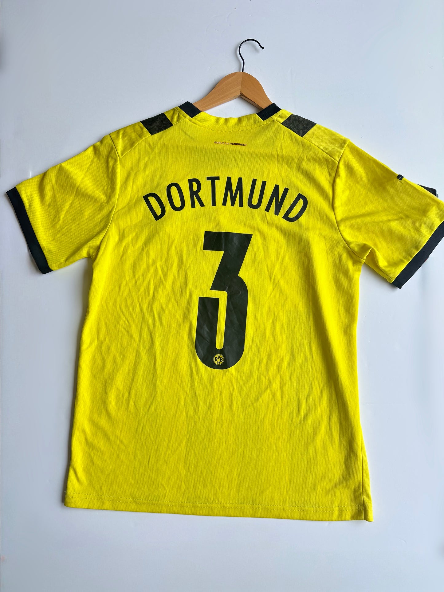 Y2K Puma Soccer Jersey (M)