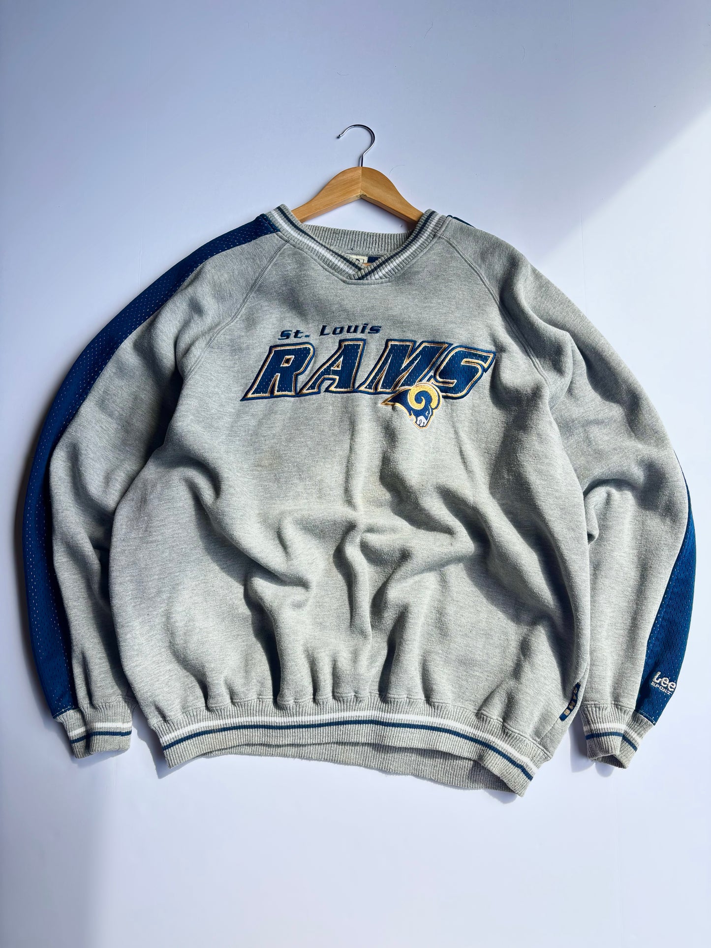 Vintage 90’s St. Louis Rams Sweatshirt (XXL)