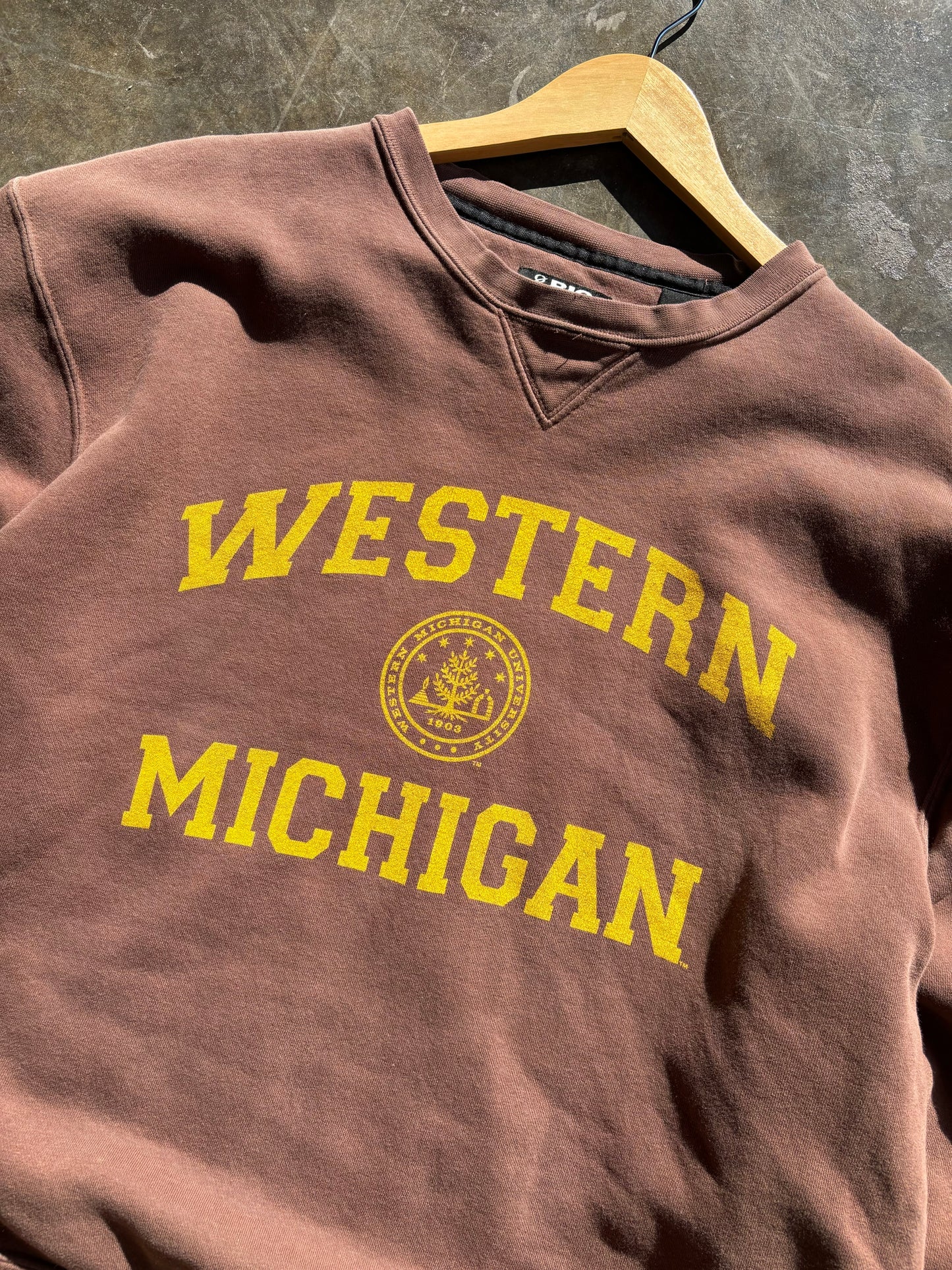 Vintage Western Michigan Brown Crewneck (XL)