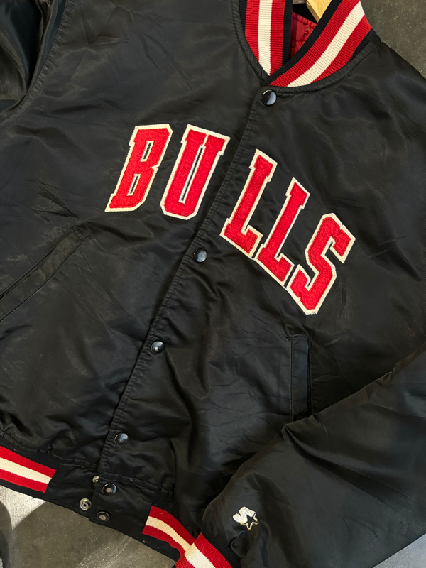 Vintage Bulls Starter Varsity Jacket (M)